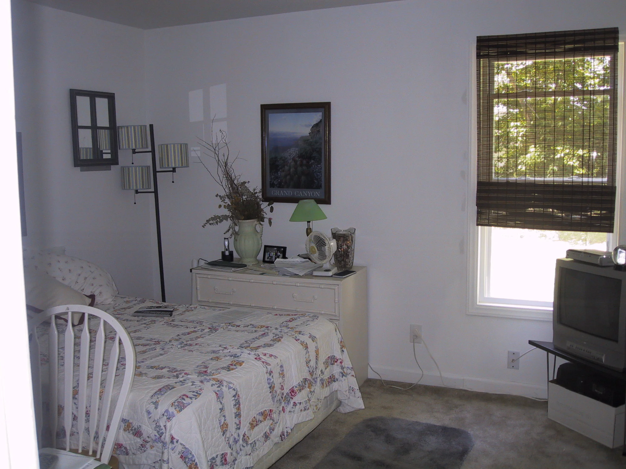 bedrm #2 in the 2 bdrm house.JPG