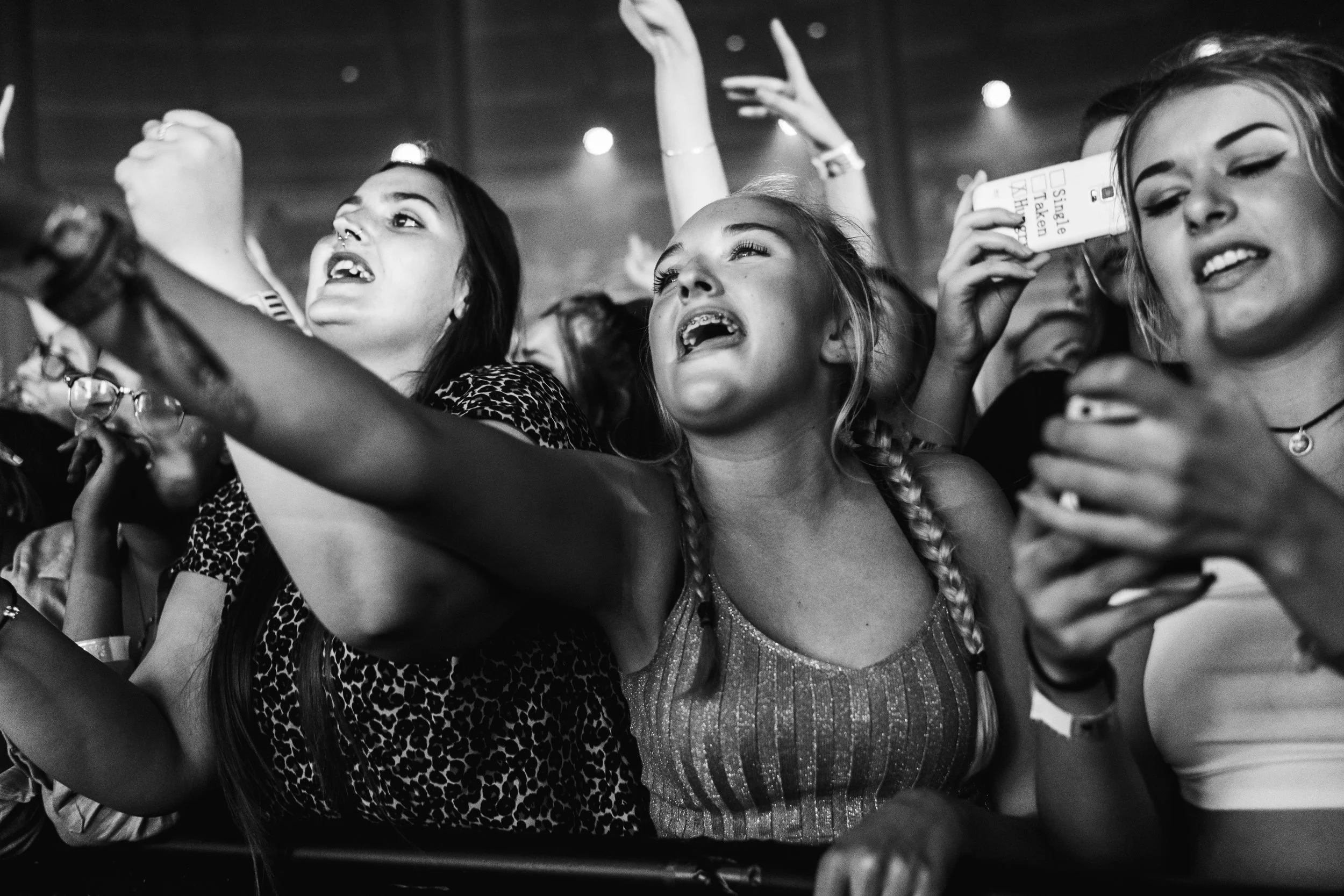 Crowds-SW-08.jpg