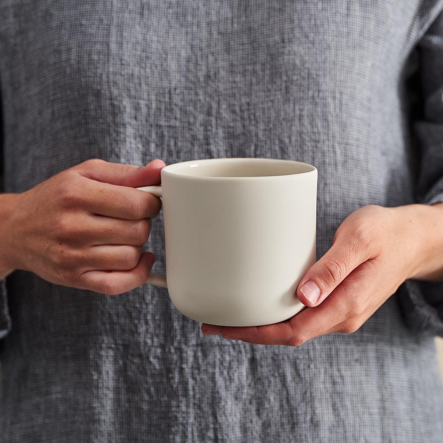 New LARGE mug! 

I know&hellip; A long time in coming, right&hellip; but eventually, I&rsquo;ve supersized our standard Mr &amp; Mrs Mug. 
So if you like a BIG mug of tea, this is for you! 🤩✨☺️🙌🏻

It&rsquo;s available on the website to preorder, w