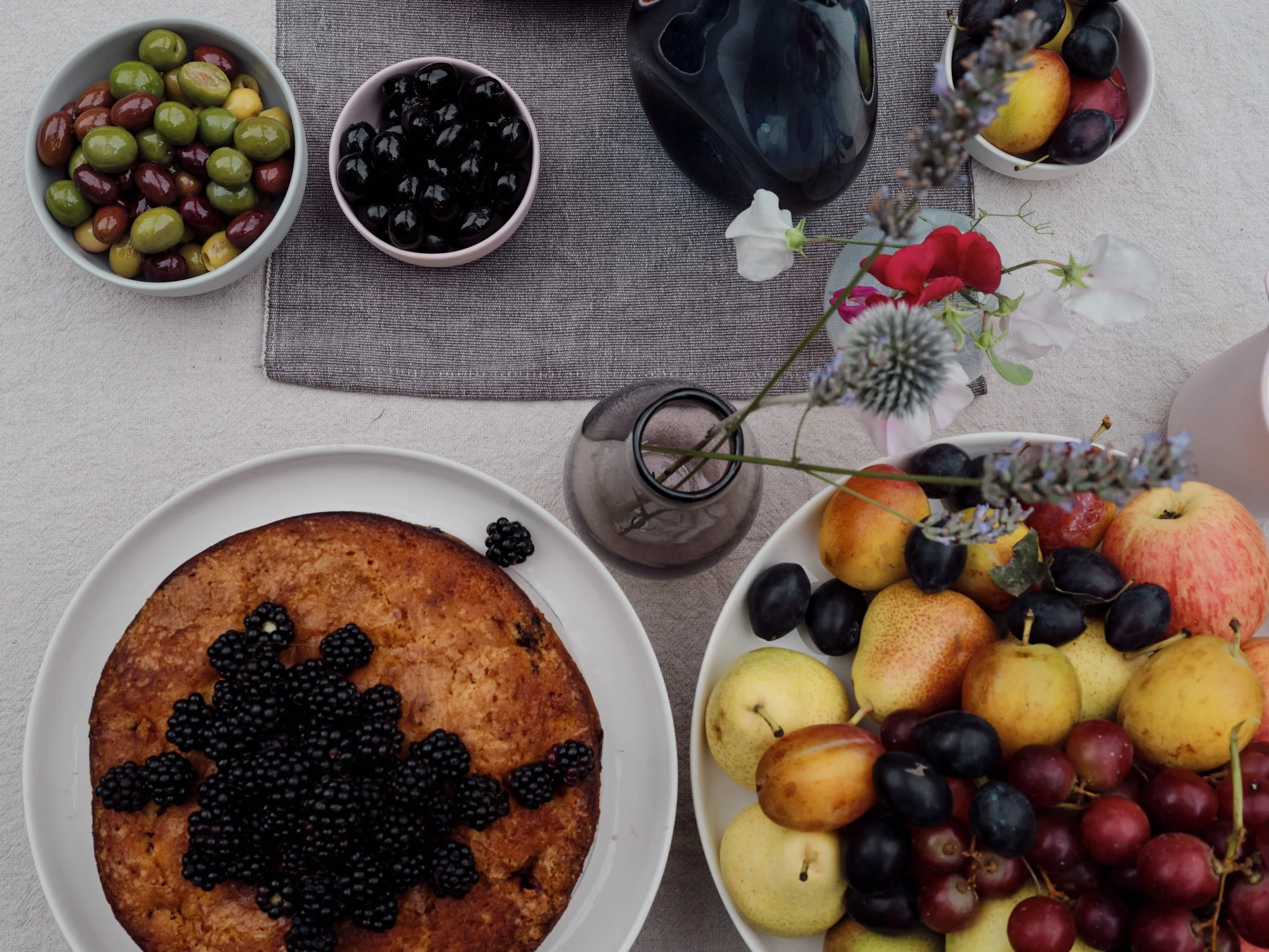 Lou_Sue_Pryke_Table_14.8.2429.jpg