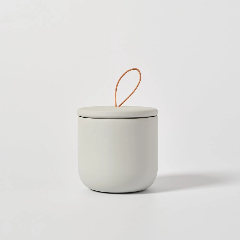Sue-Pryke-Lidded_Jar_loop+2.jpg
