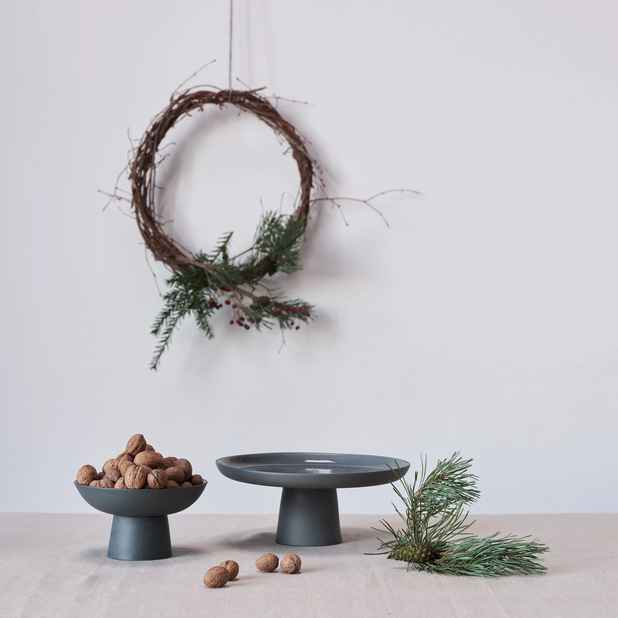 PRYKE_Sue_Footed Cake_5.jpg