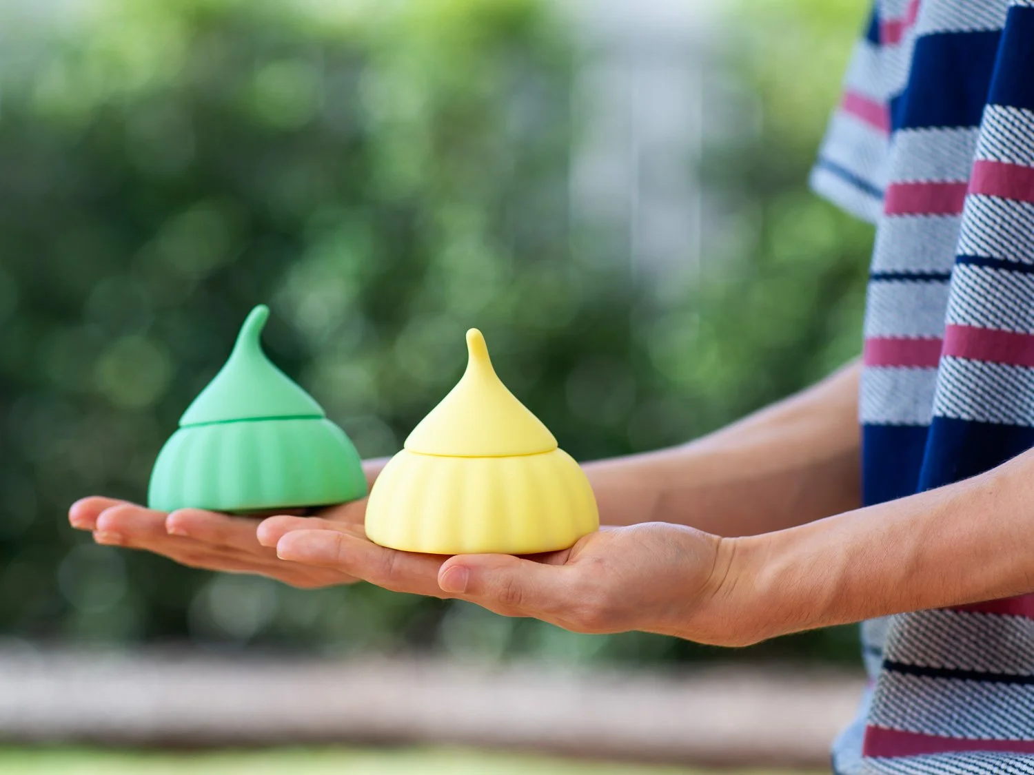 Gum Blossom Container_Yellow and Mint_LR-14.jpg