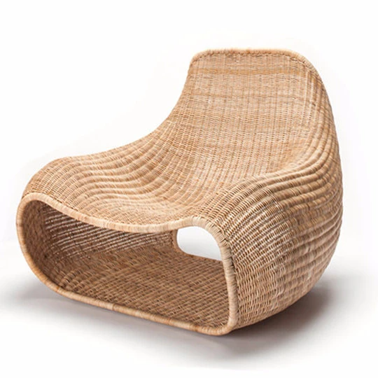 Snug Chair by Dennis Abalos.png