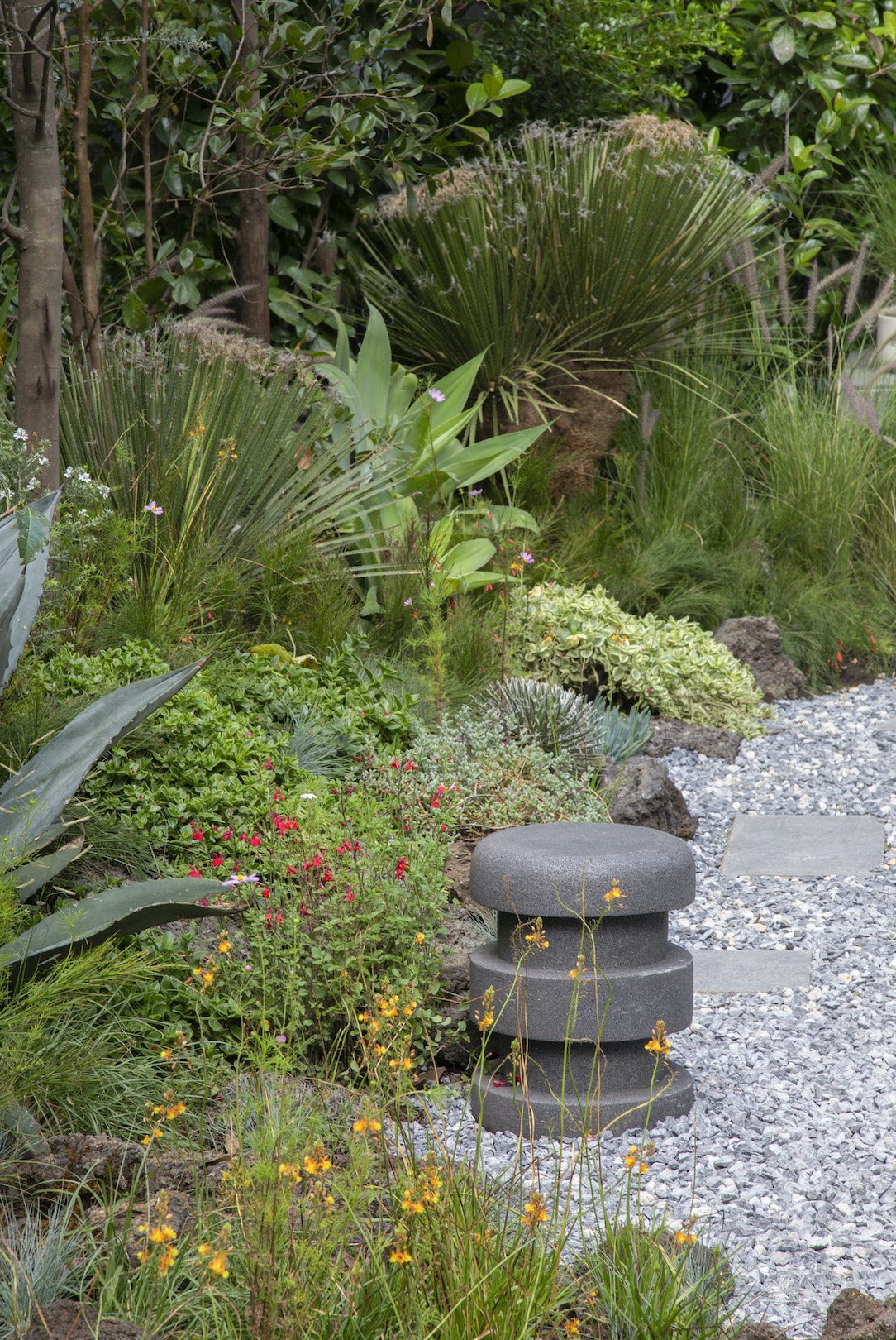 Forrest_Glover_Design_Home_Decor_Blog_Trends_Fall_2025_2024_Early_Look_Interior_Design_Trends_2006_Design_Week_Mexico_Design_House_2023_Native_Gardens_Landscaping_Cica_Paisaje_1.jpeg