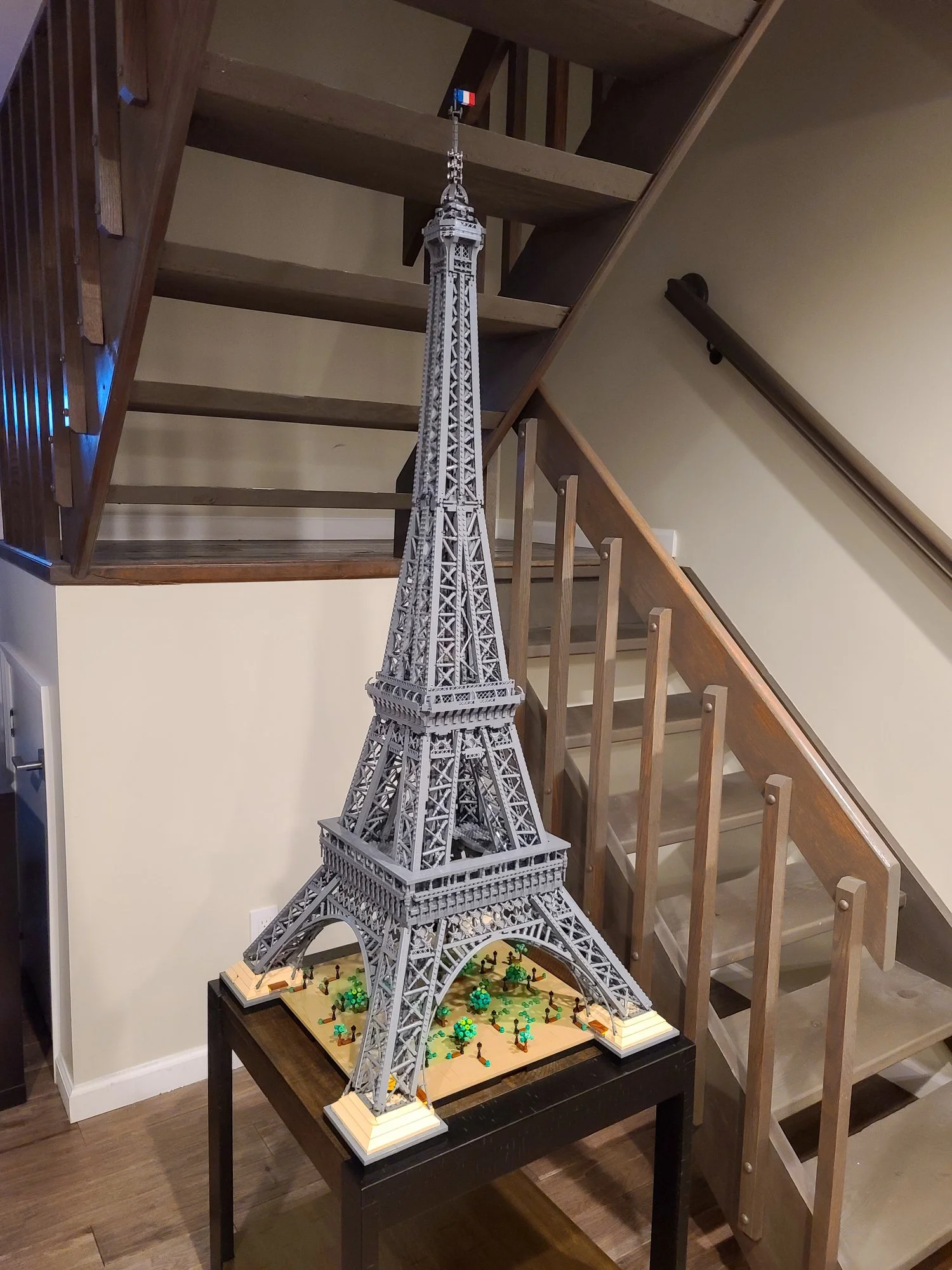 The LEGO UCS Christmas Tree: A Holiday Build Journal - BrickNerd - All ...