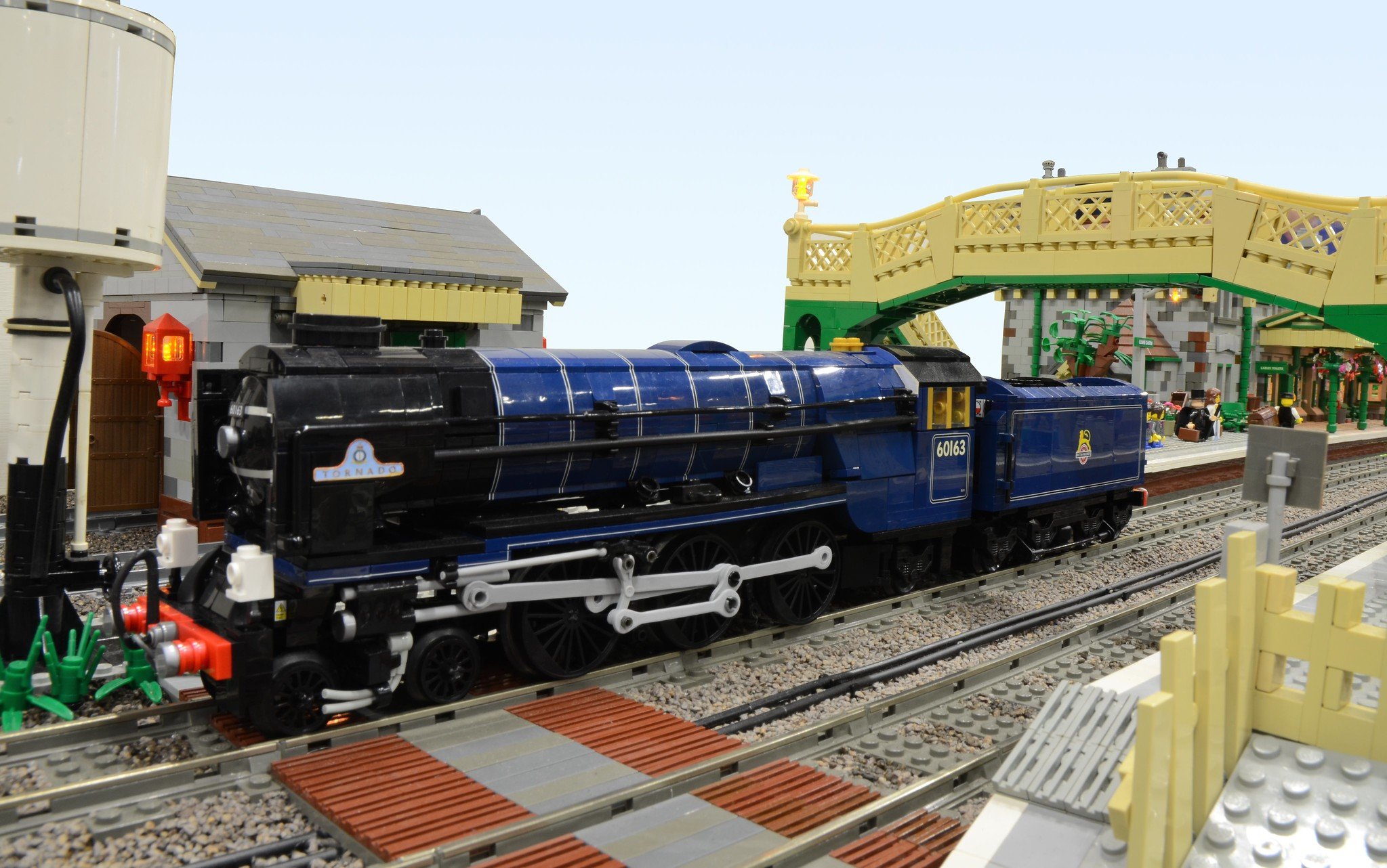 LEGO Coupling Rods: The Orient Express and the Steam Train Renaissance -  BrickNerd - All things LEGO and the LEGO fan community