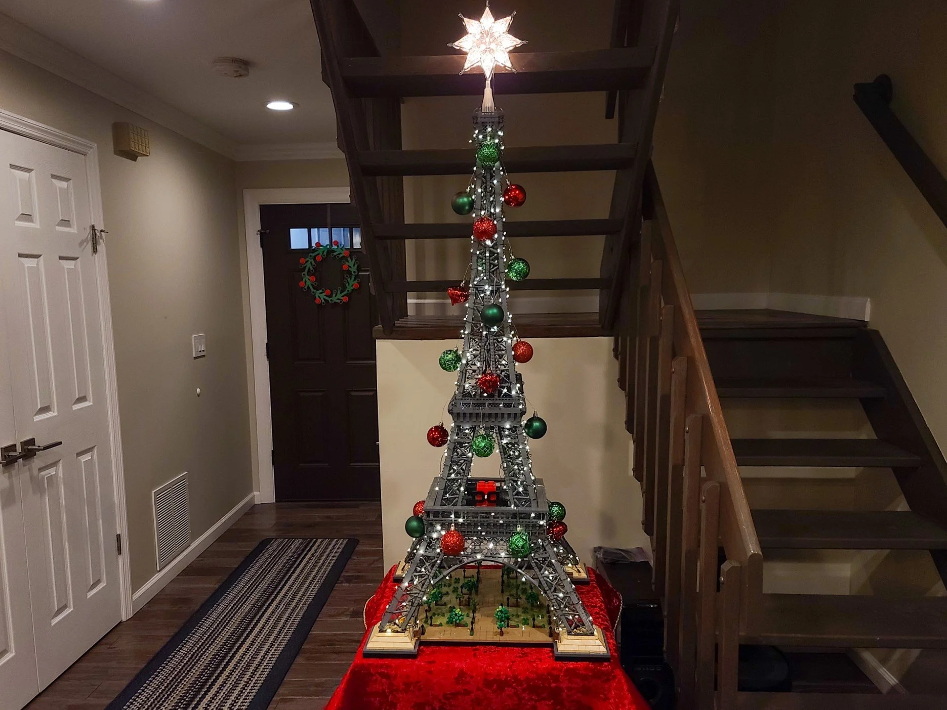The LEGO UCS Christmas Tree: A Holiday Build Journal - BrickNerd - All ...