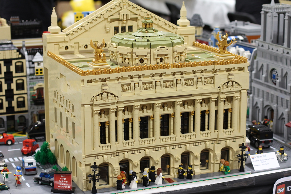 Building Style: With Trains, Sometimes Less is More - BrickNerd - All  things LEGO and the LEGO fan community