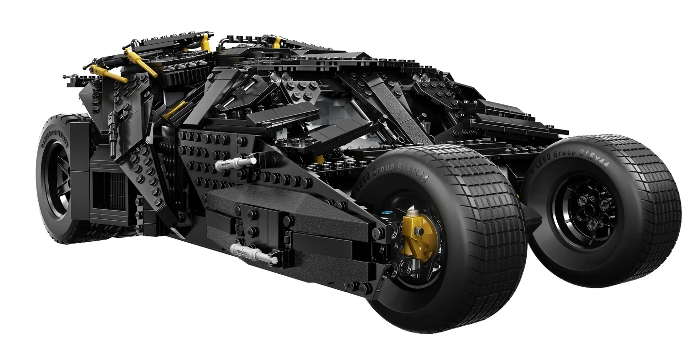 76023-LEGO-Batman-Tumbler-Side-View.jpg