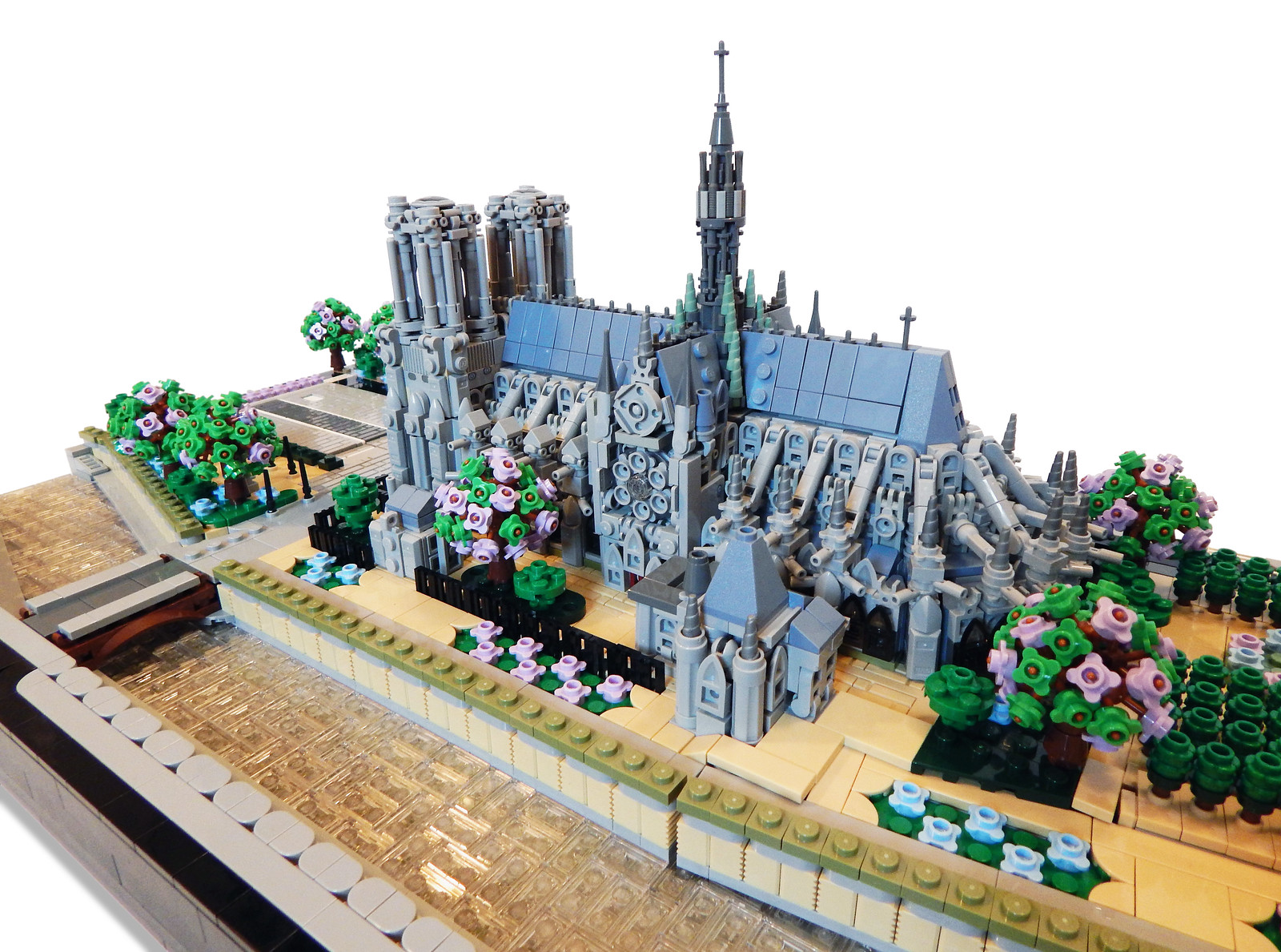 Notre Dame - BrickNerd - All things LEGO and the LEGO fan community