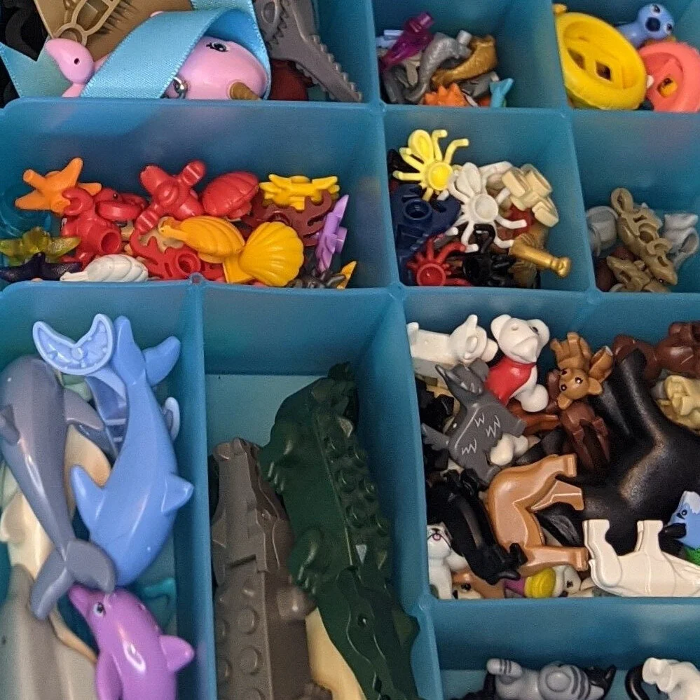 Are You Trying to Open a Zoo? A LEGO Creature Collection Overview