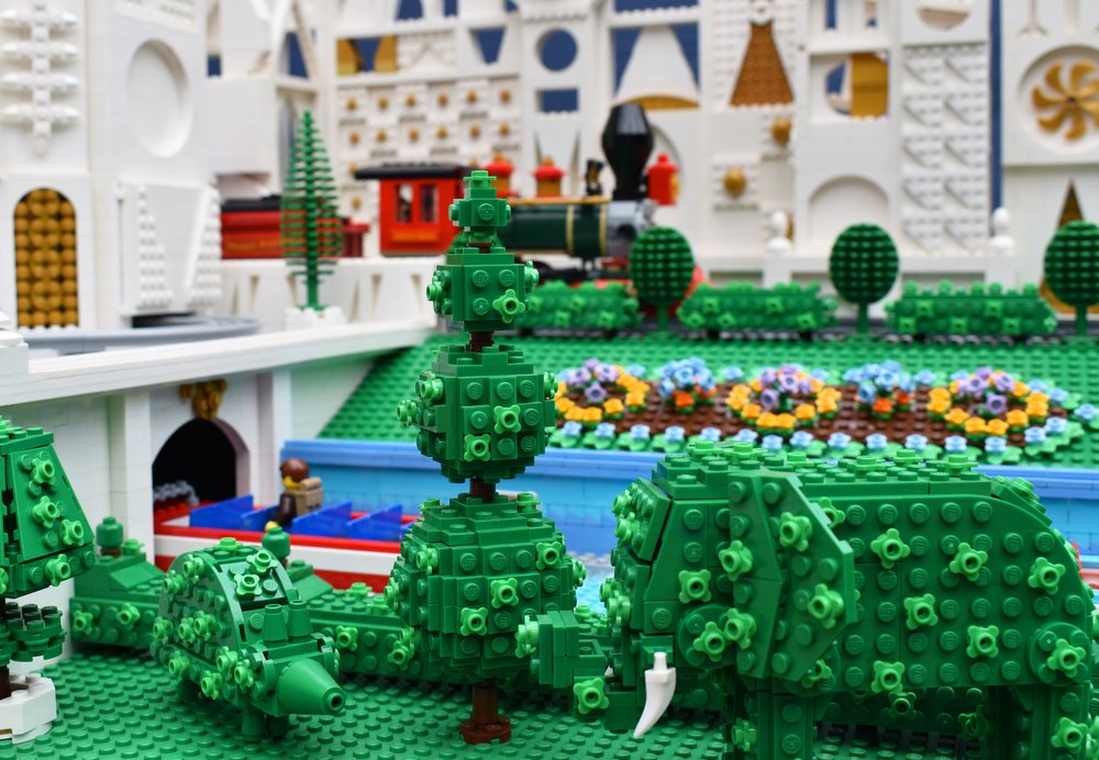 SW-Topiary Close Up.jpg