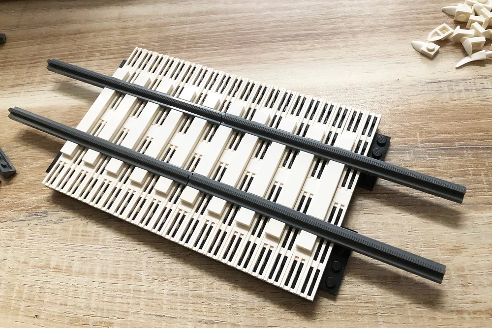  Start of the diorama, ideas for the frozen bridge. 