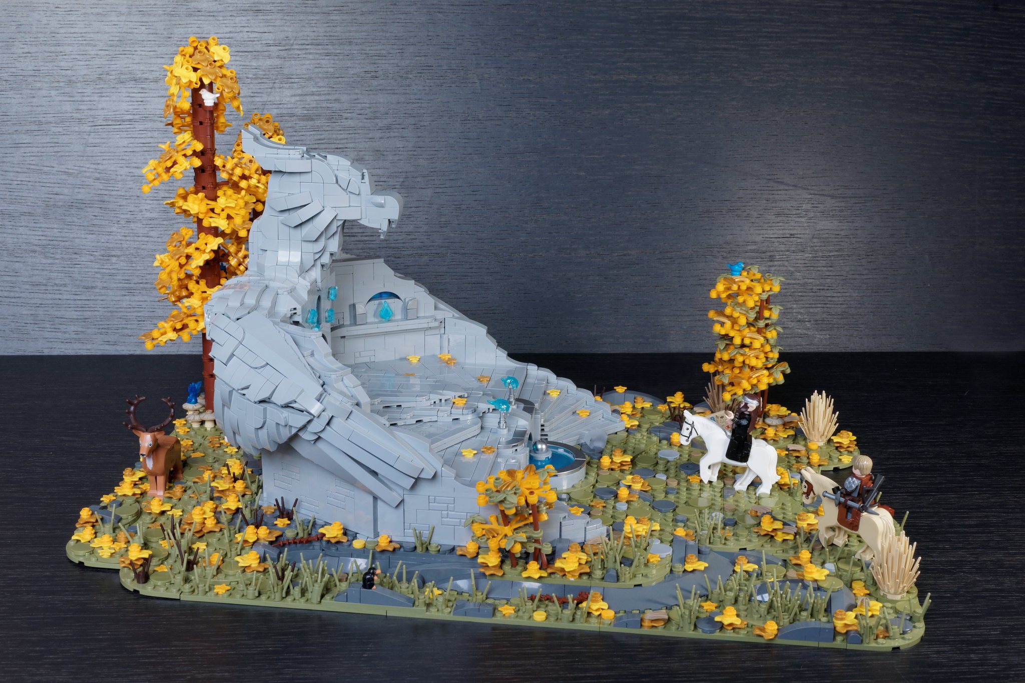 Artistic and Organic LEGO Sculpting: The Moonbird Mausoleum