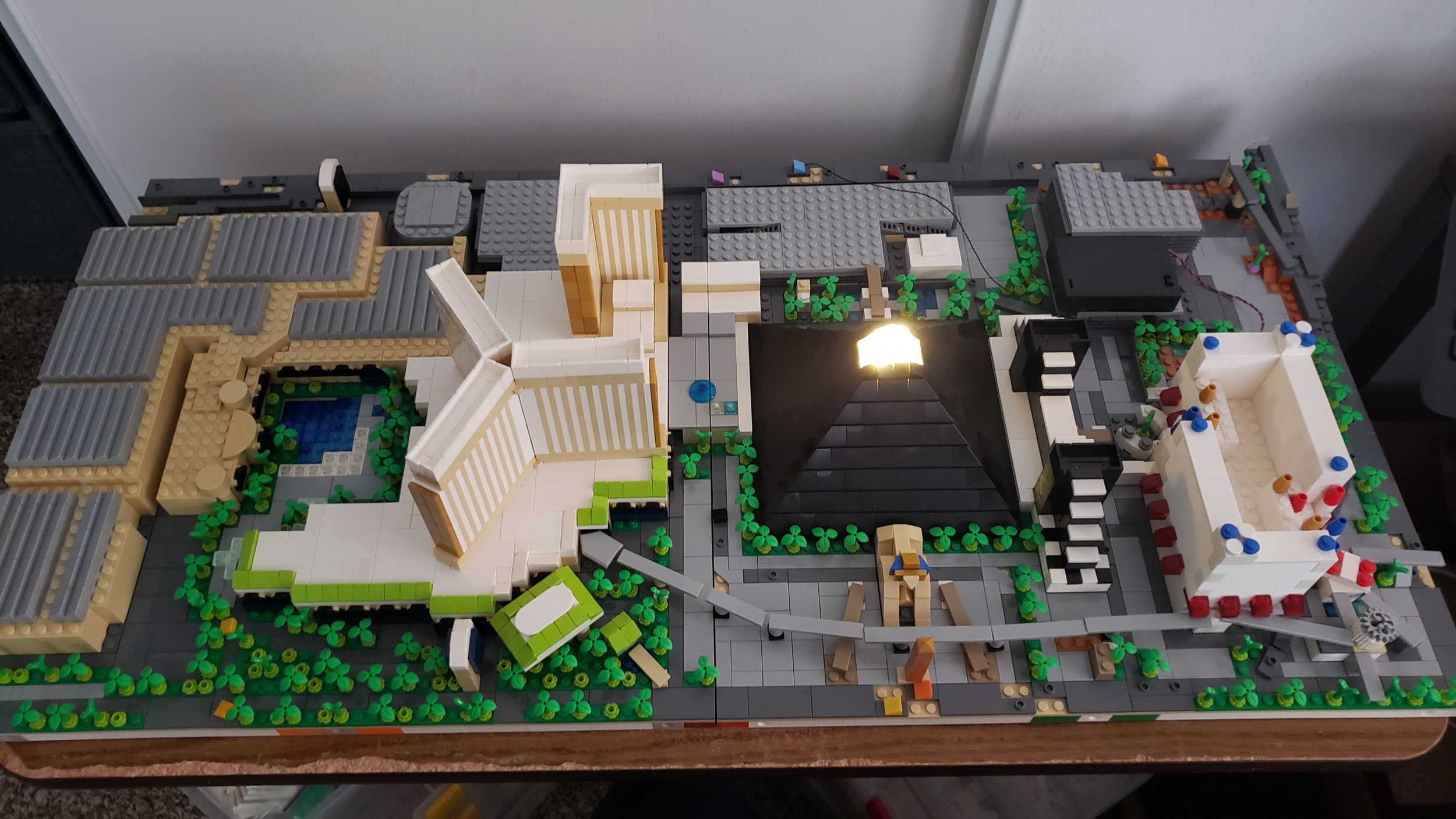 The LEGO Las Vegas Strip: Sin City in Microscale - BrickNerd - All