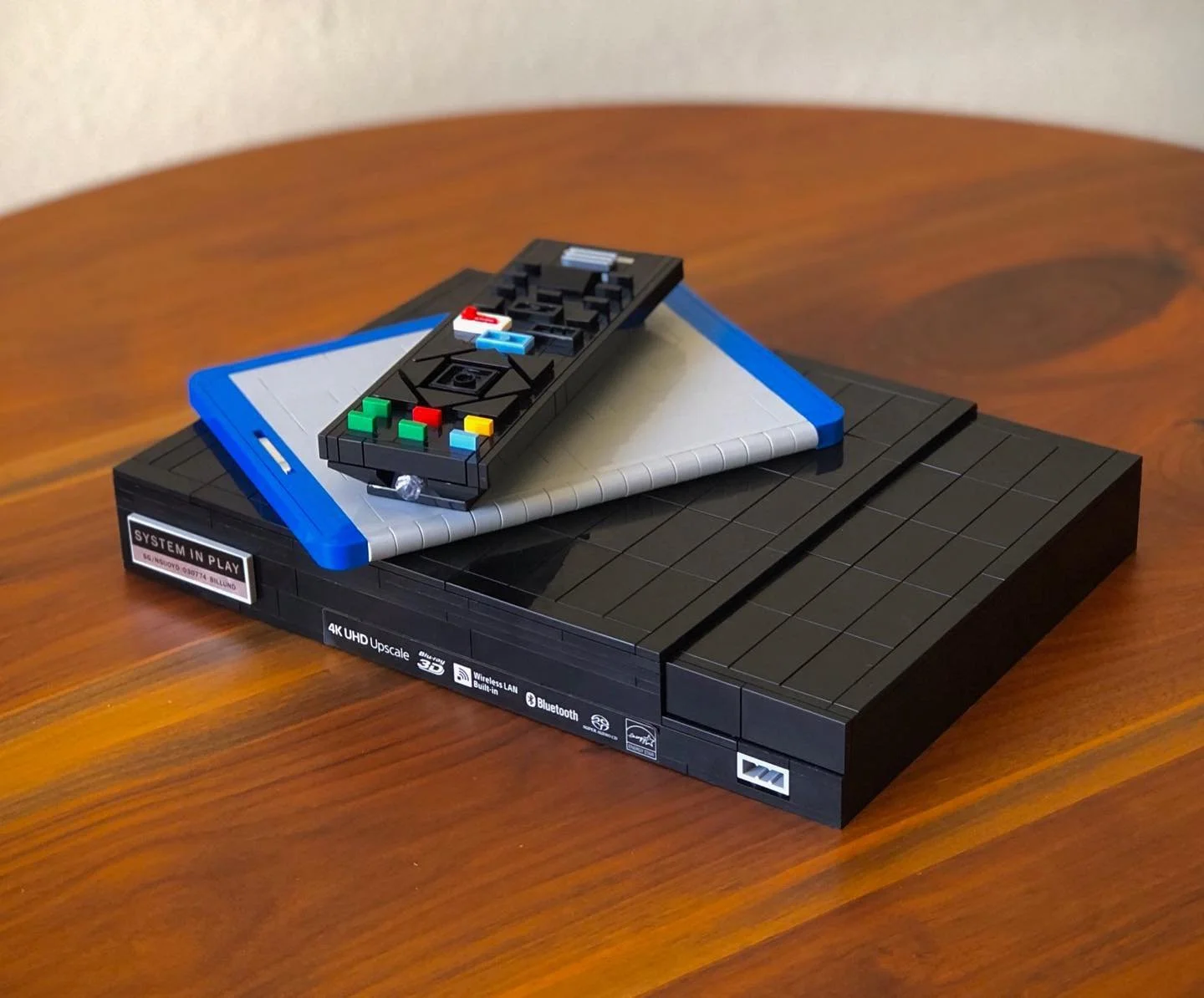 bricktacular_builds - Bluray Player