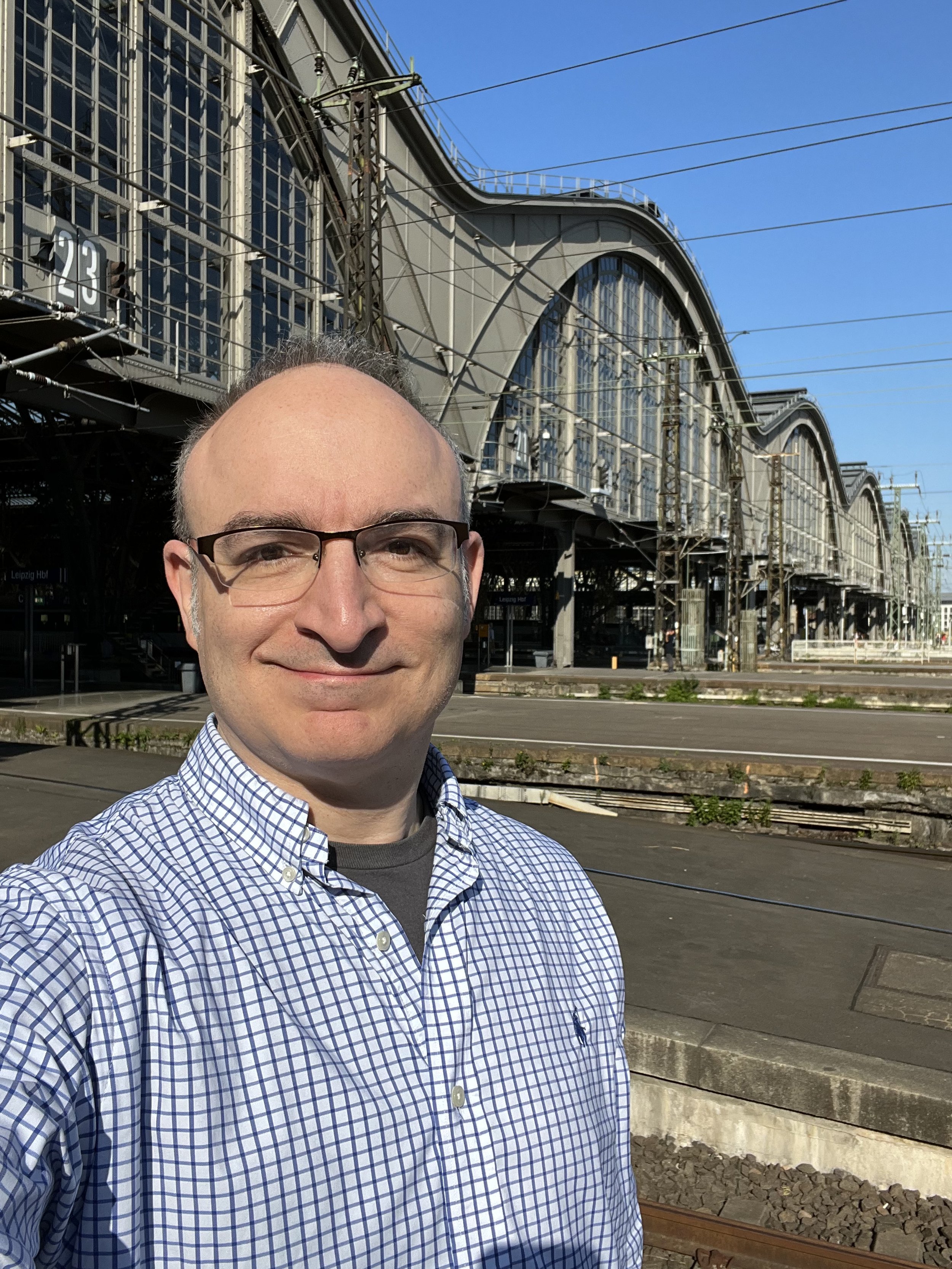 Yours truly taking a selfie from platform 24 of Leipzig Bahnhof.