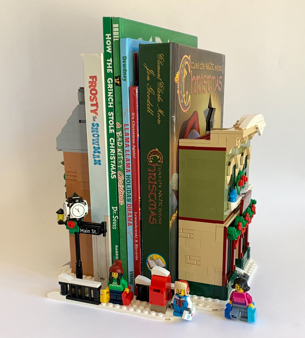 LEGO Winter Vilage Bookends - BrickNerd - 2.jpg