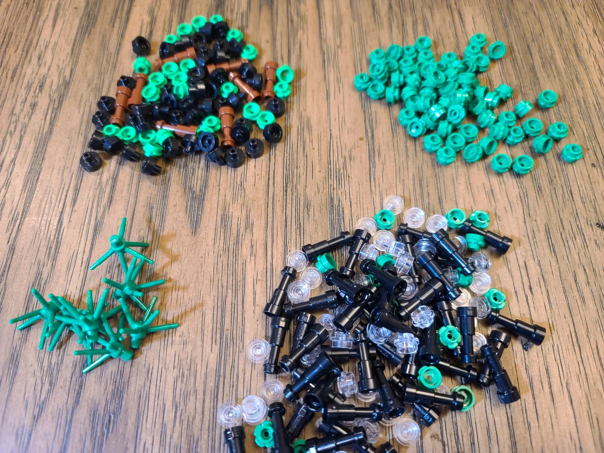 The LEGO UCS Christmas Tree: A Holiday Build Journal - BrickNerd - All ...