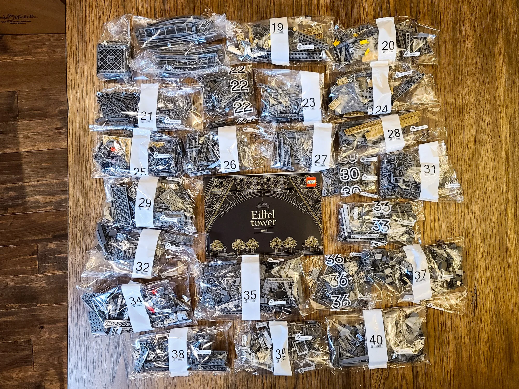 The LEGO UCS Christmas Tree: A Holiday Build Journal - BrickNerd - All ...