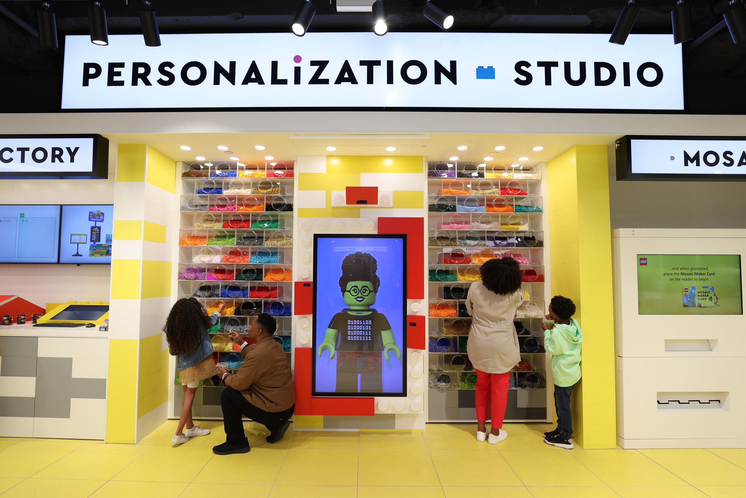 The LEGO(R) Store Flagship on Fifth Personalization Studio.JPG