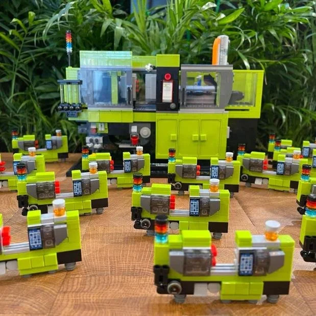 40502 Moulding Machine