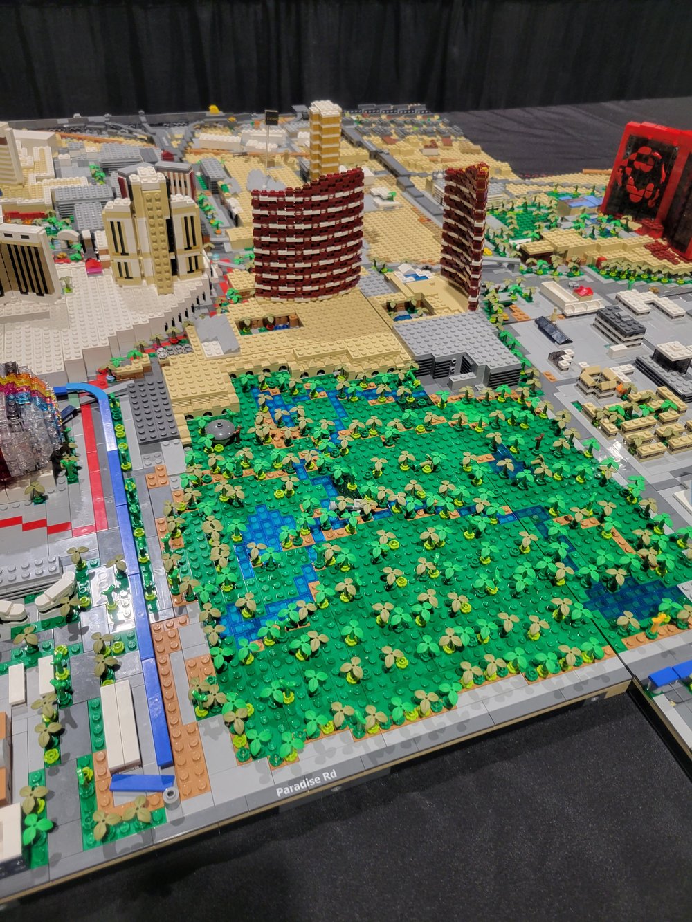 Micro LEGO Las Vegas on display this - Beyond the Brick