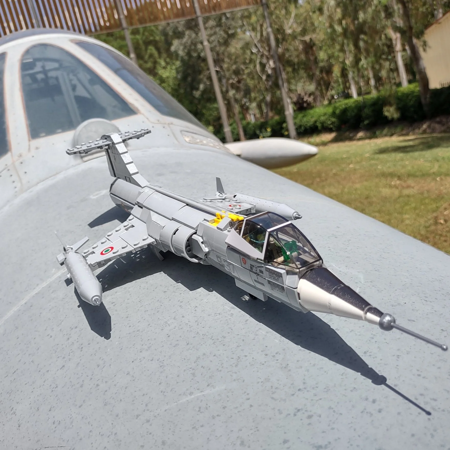 Missile With A Man In It: The LEGO Lockheed F-104 Starfighter