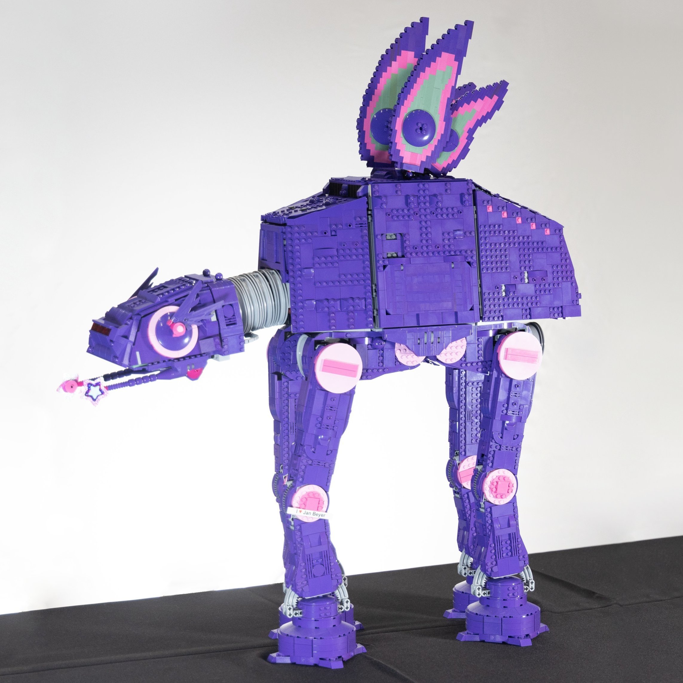 Bricktastic 2024: AT-ATs on Parade