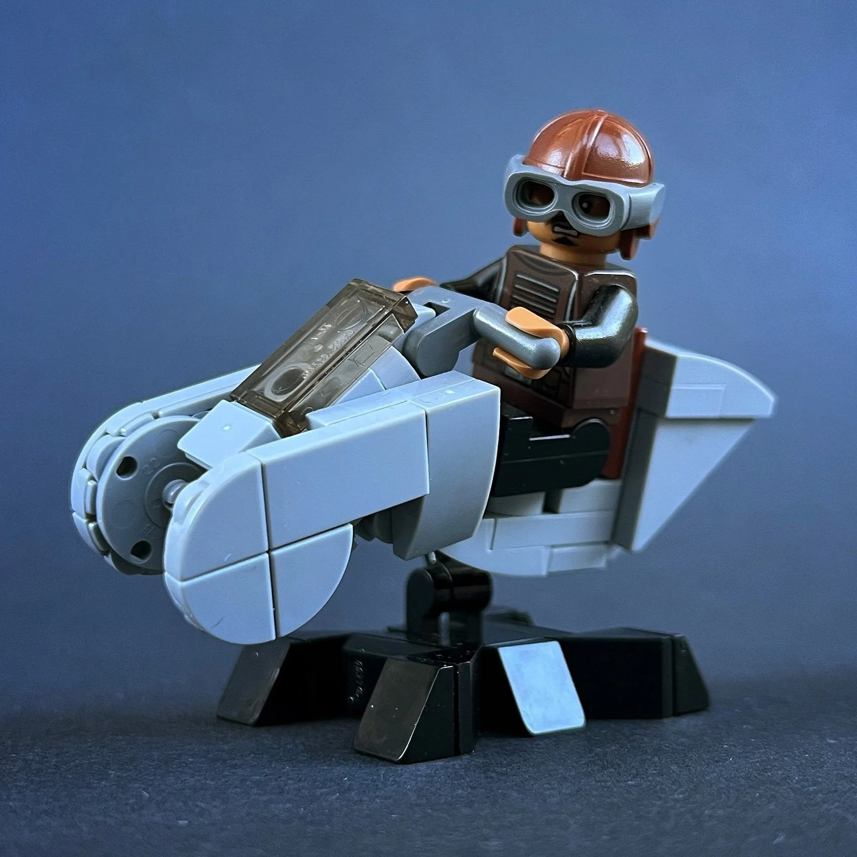 Instructions to Build a LEGO Speeder Bike