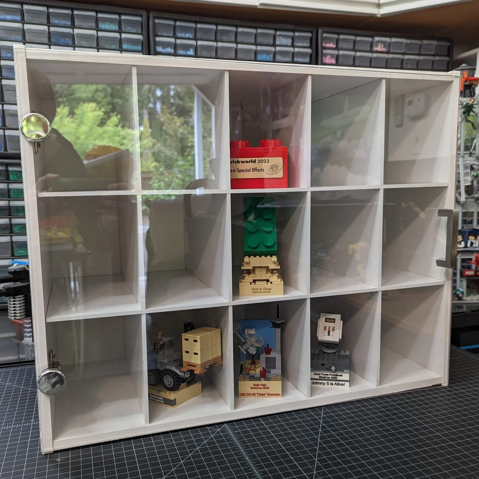 DIY Doors to Defend Your LEGO Display From Dust