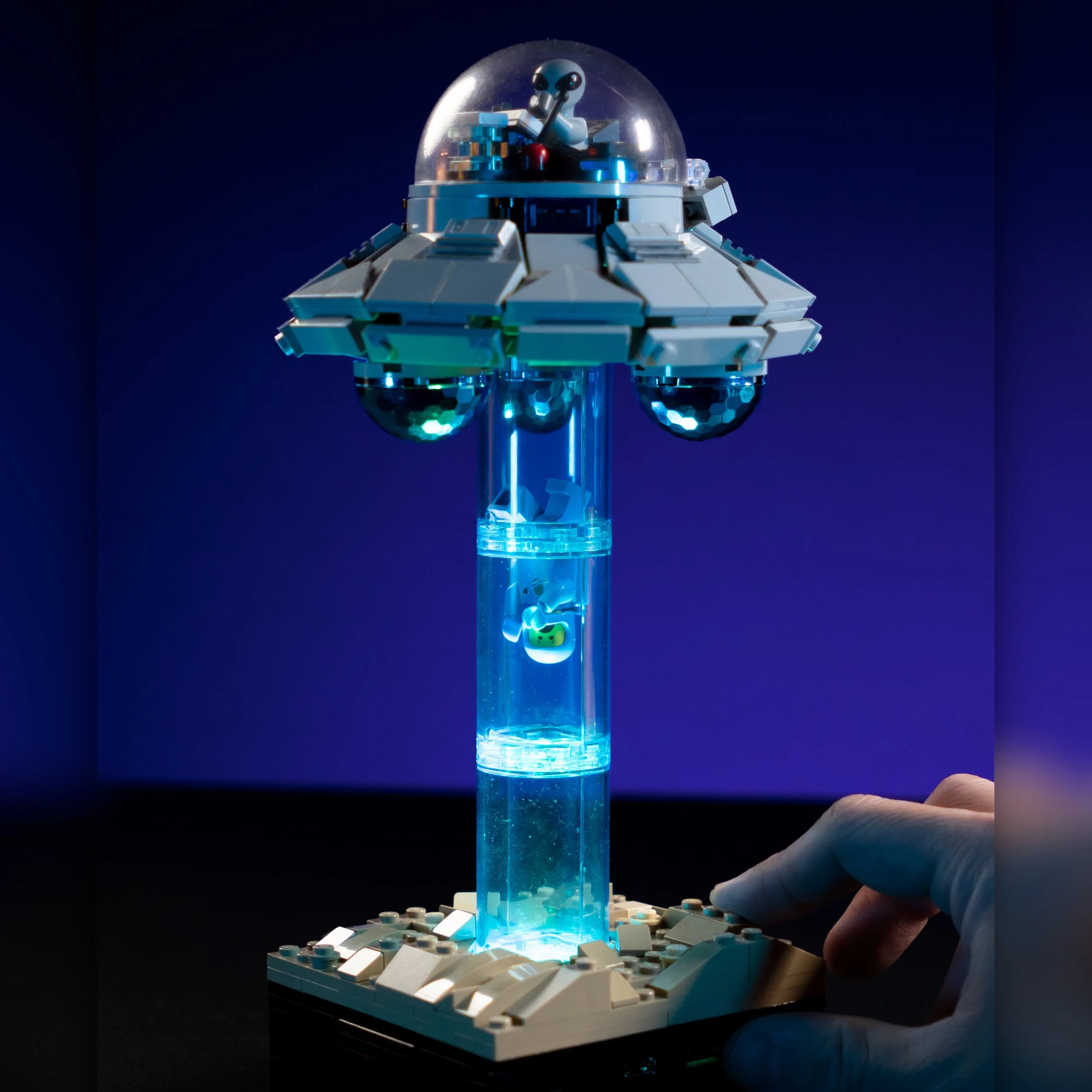 LEGO UFOs: The Truth Is Out There…