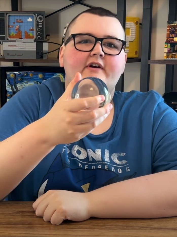 Caleb0Magnifier.jpg