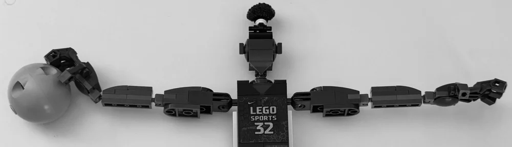 Nike+x+LEGO+-+BrickNerd+%2815%29.jpg