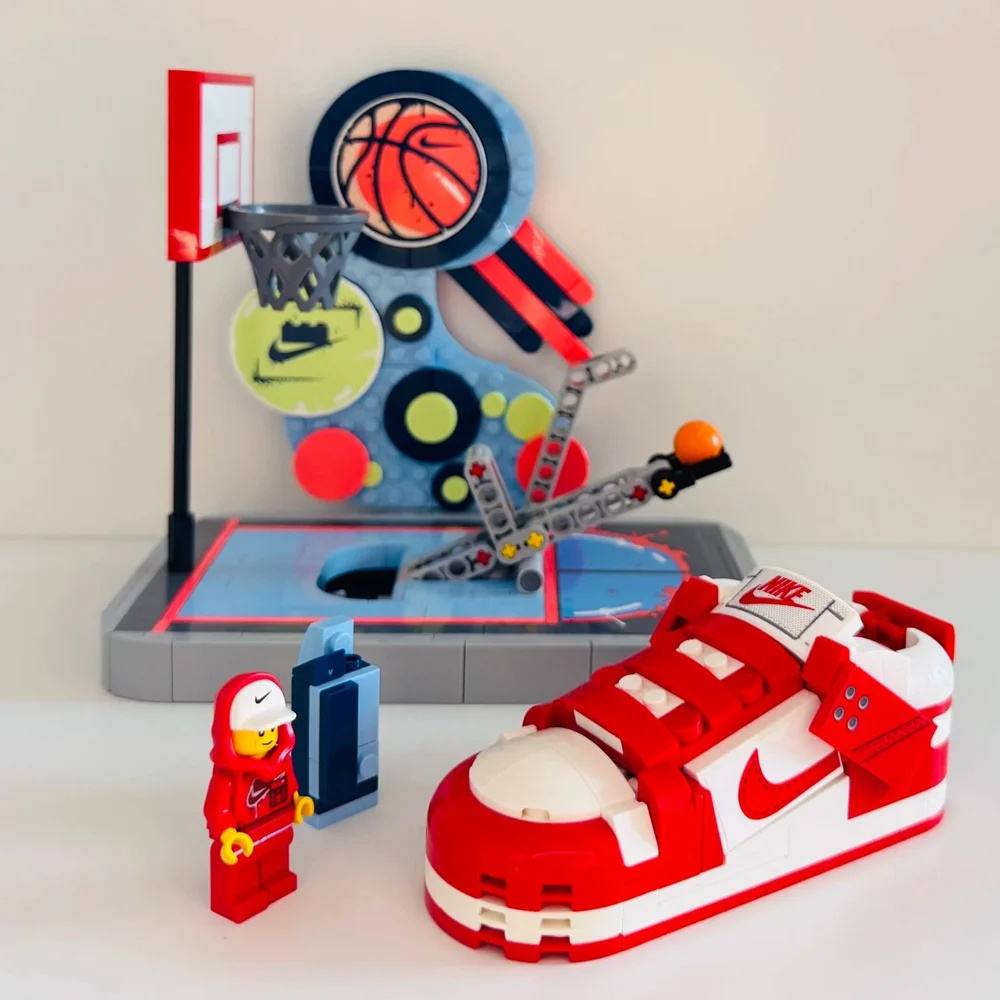 Nike+x+LEGO+-+BrickNerd+%2826%29.jpg