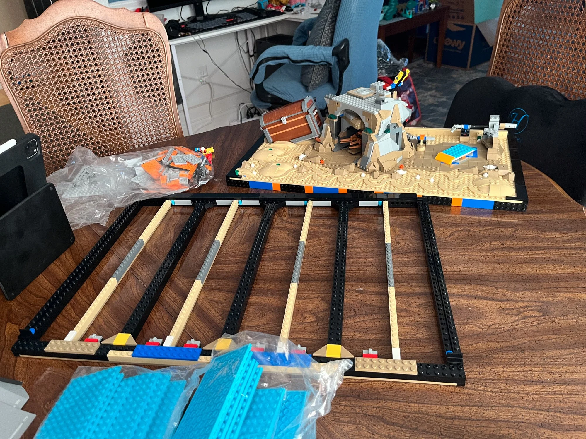 LEGO 10366 Tropical Aquarium - UCS Fish Tank - BrickNerd-42.jpg