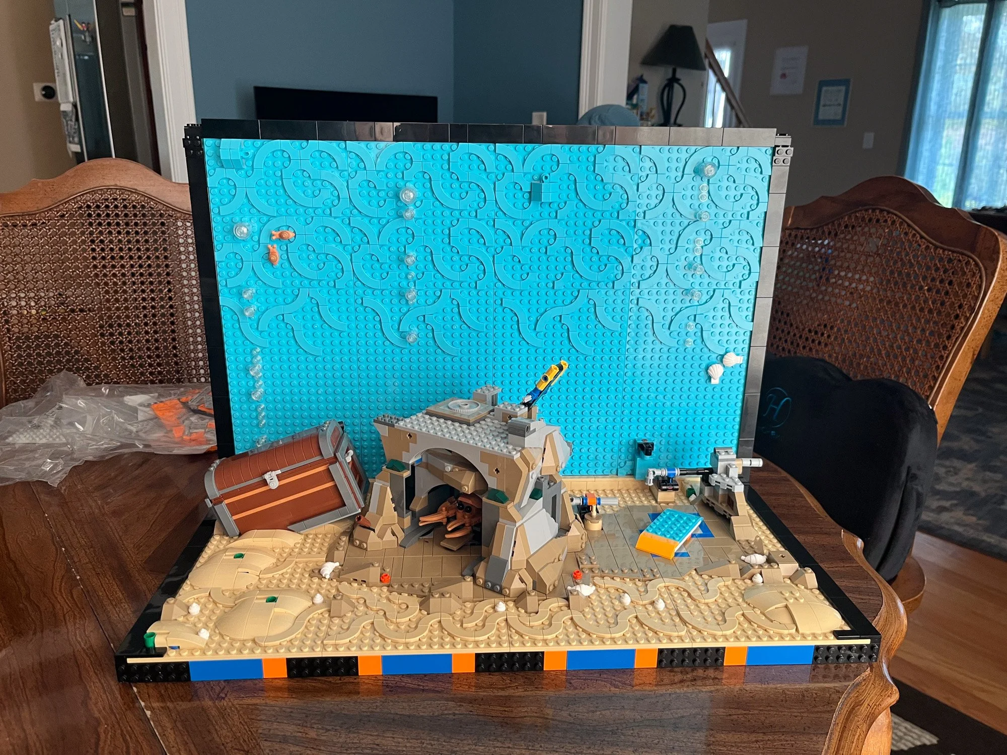 LEGO 10366 Tropical Aquarium - UCS Fish Tank - BrickNerd-41.jpg