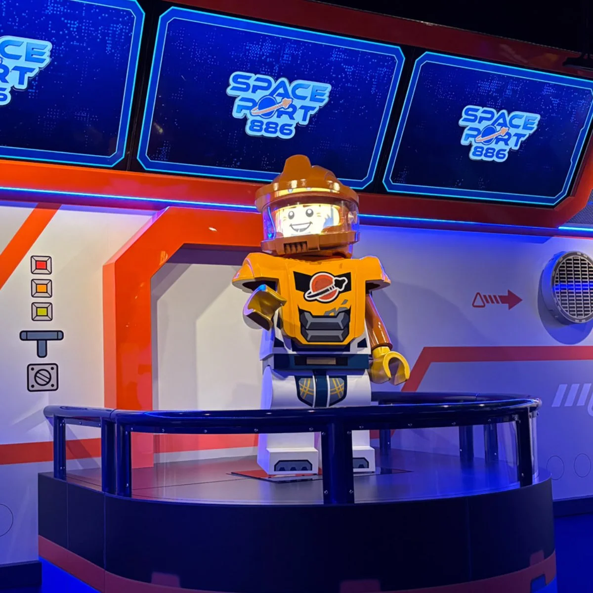 Mission to LEGO Galaxy: Exploring LEGOLAND’s Classic Space Frontier