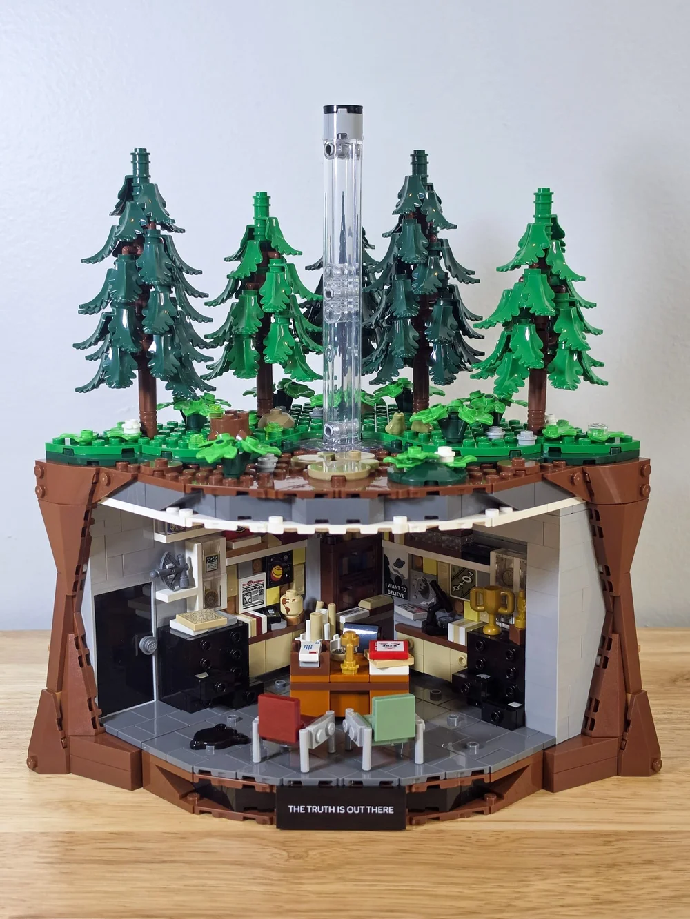 LEGO Ideas 21369 X-Files - BrickNerd (93).jpg