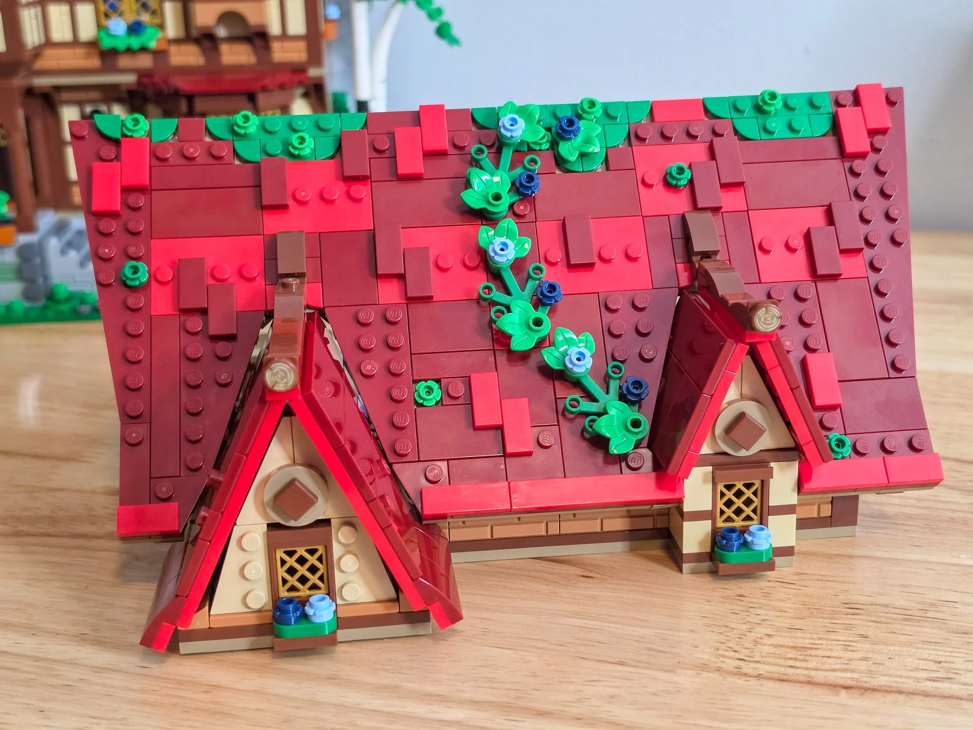 LEGO BrickLink BDP Sleepy Dragon Inn - BrickNerd-035.jpg