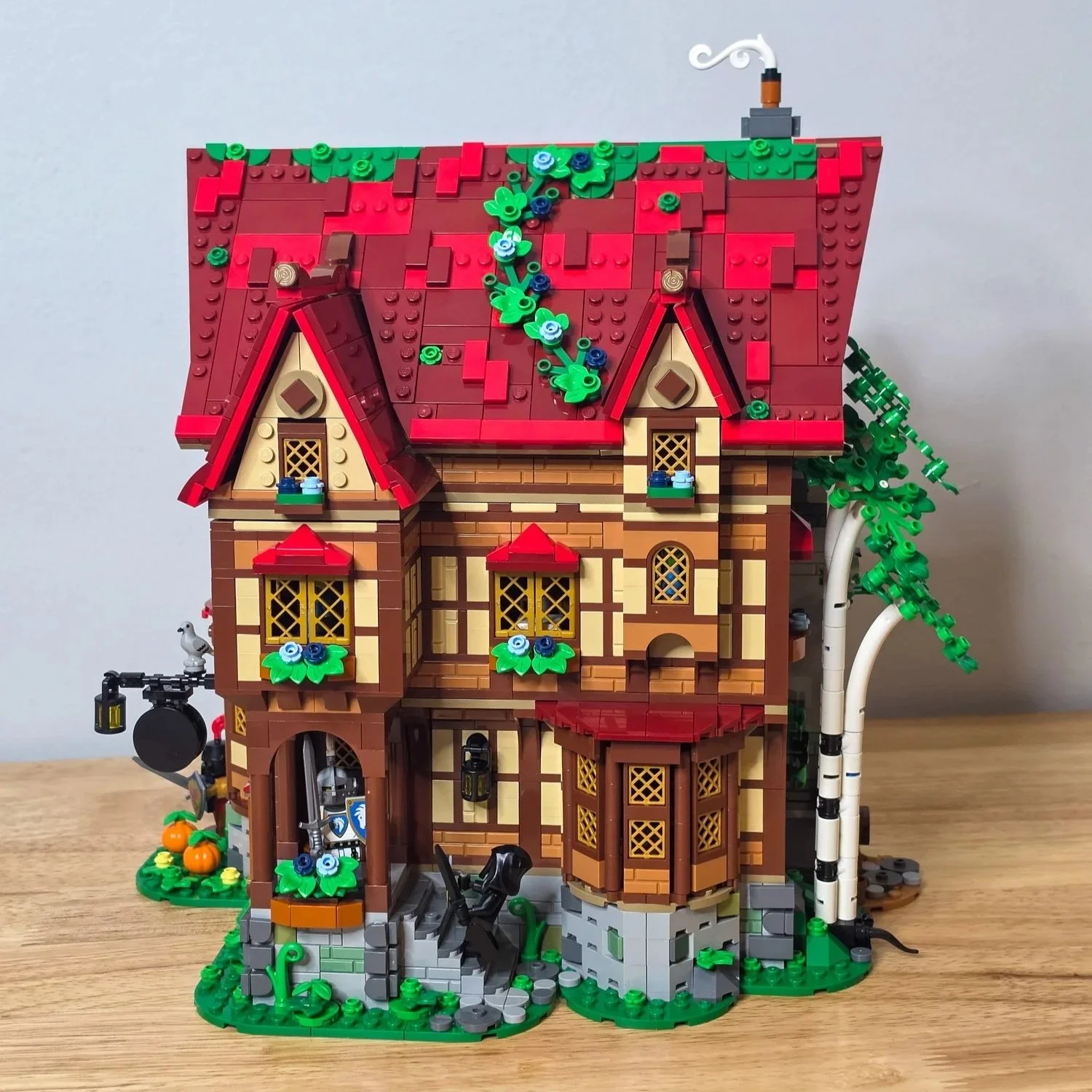 LEGO+BrickLink+BDP+Sleepy+Dragon+Inn+-+BrickNerd-005.jpg