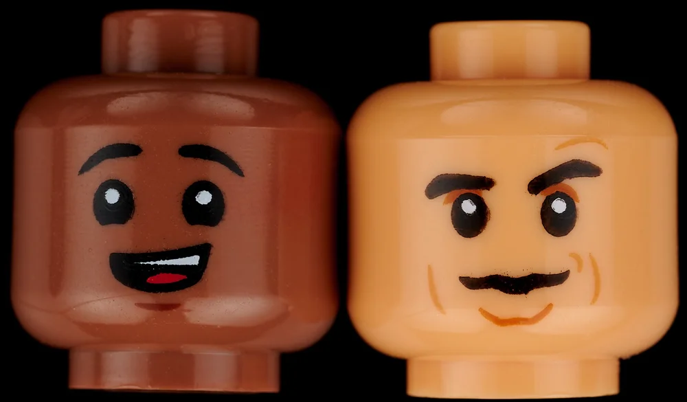 LEGO Minifigure Heads New Colours 2022 Medium Brown Medium Tan