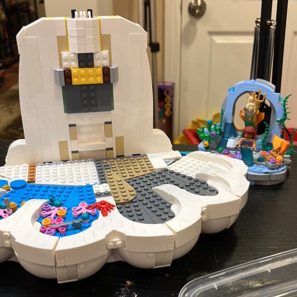 LEGO 43255 LIttle Mermaid Clamshell BrickNerd %283%29