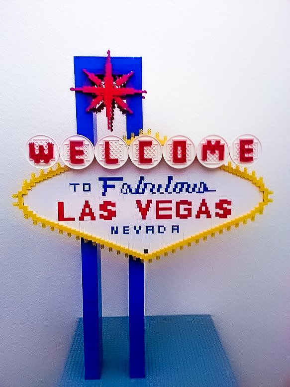 Fabulous Las Vegas sign out of Legos