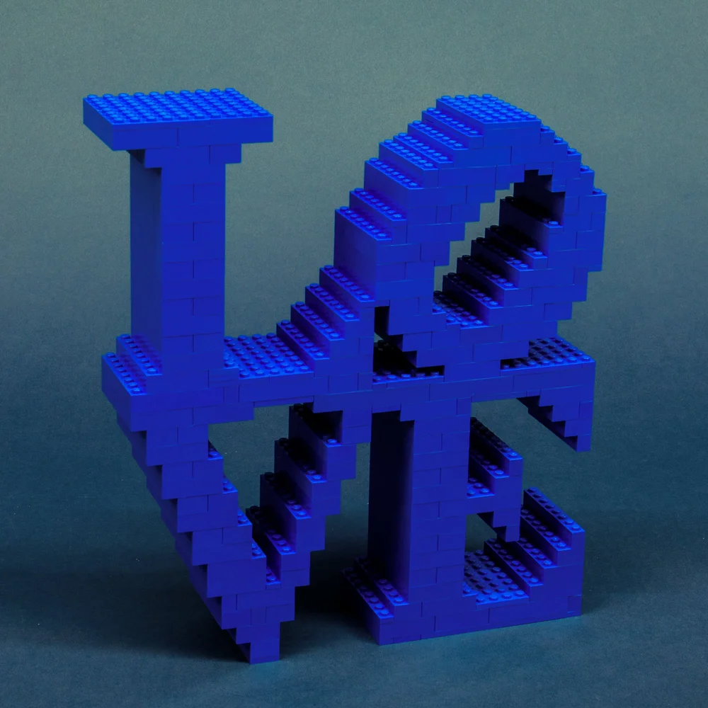 LEGO Love Centerpiece   Dave Schefcik