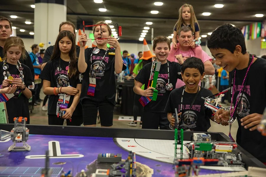 FLL Team Example