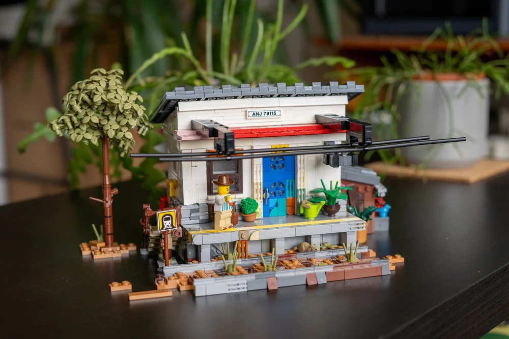 Evan Train Station Slice Of Life 02