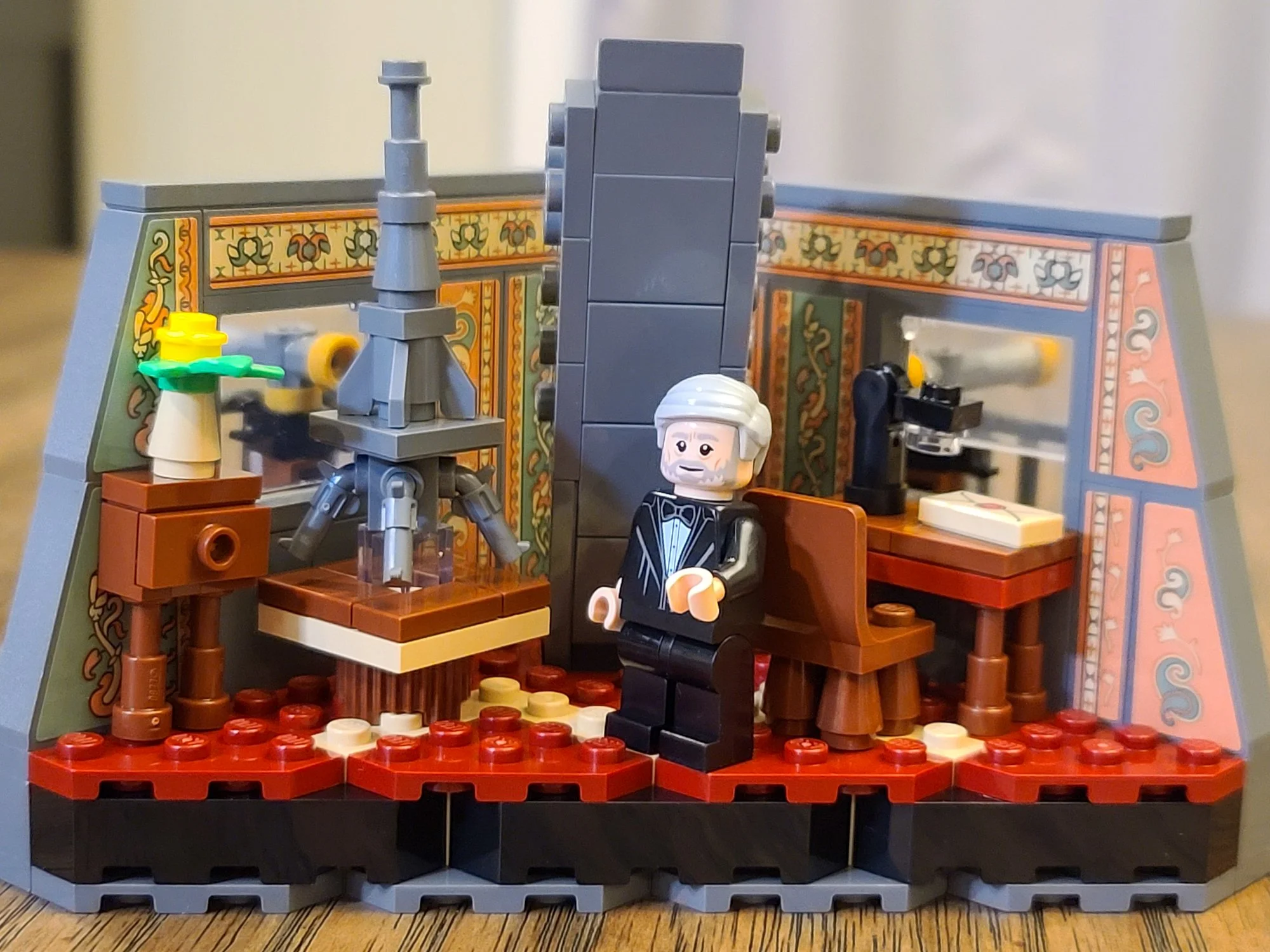 The LEGO UCS Christmas Tree: A Holiday Build Journal - BrickNerd - All ...