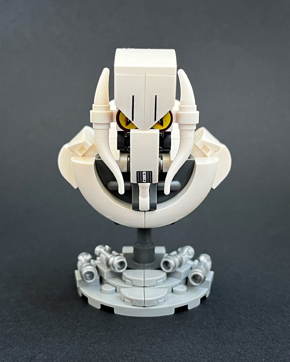 Quick Build #3: General Grievous LEGO Instructions - BrickNerd - All things  LEGO and the LEGO fan community